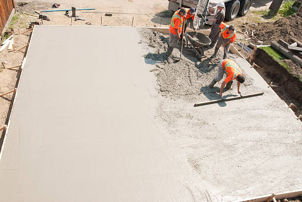 Best Commercial Concrete Services in Liberty, MO
